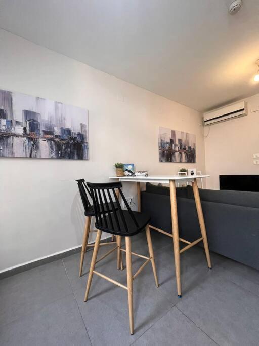 Apartment Quite Place Haifa